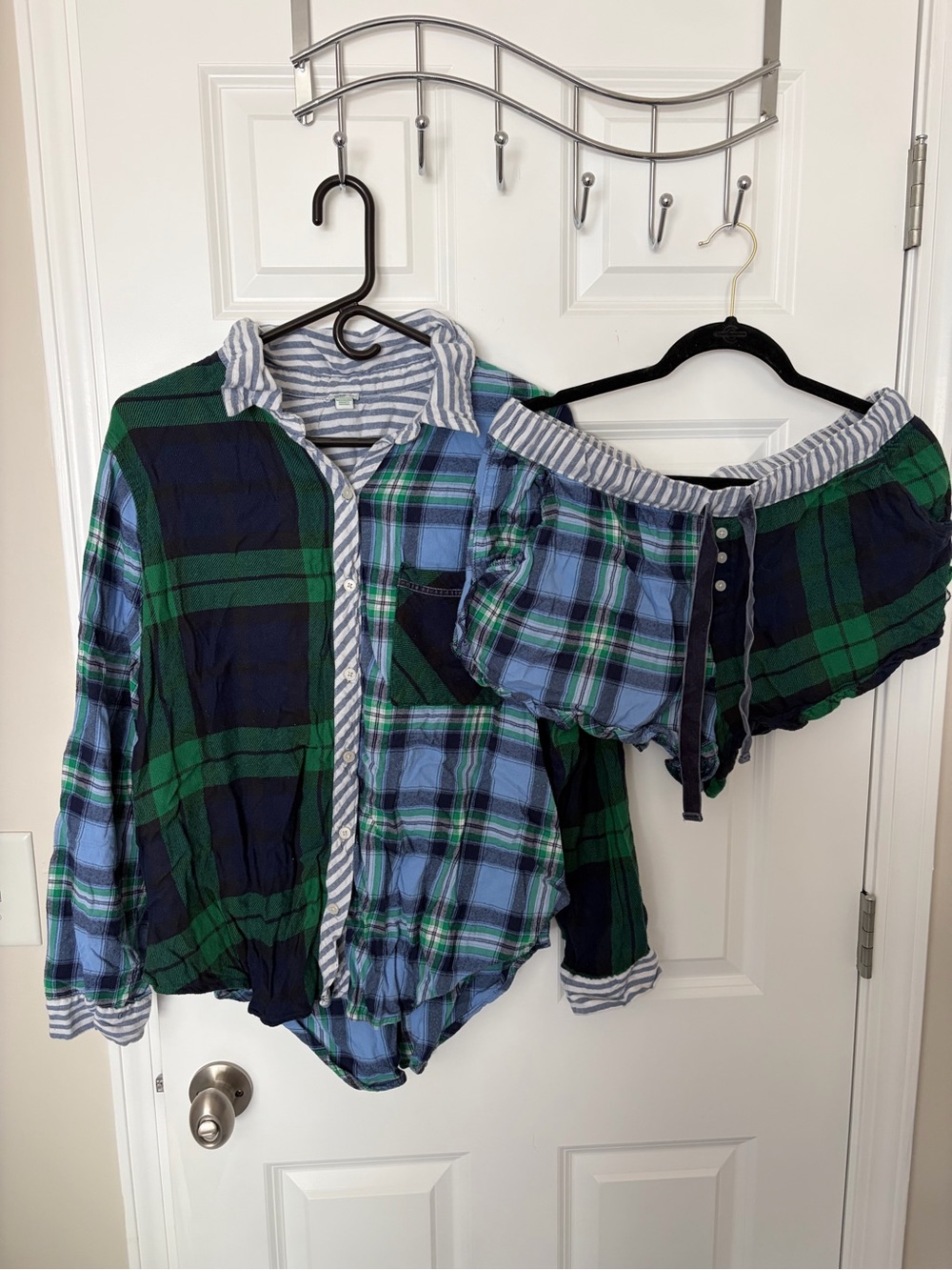 Aerie Navy, Blue & Green Plaid Two-Piece Pajama Loungewear Set Size Large